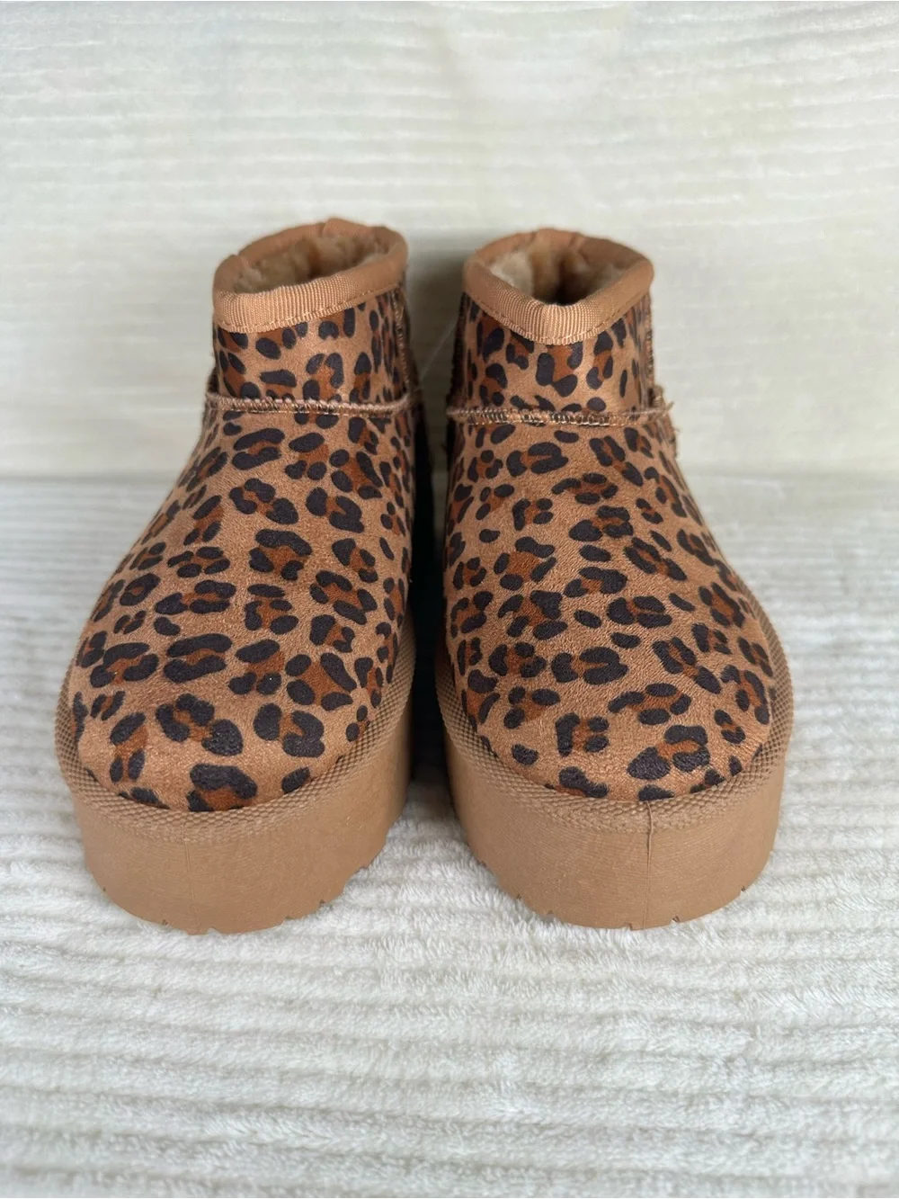 Olivia & Kate Little Girls Stormy Leopard Platform Booties NWT Size 13